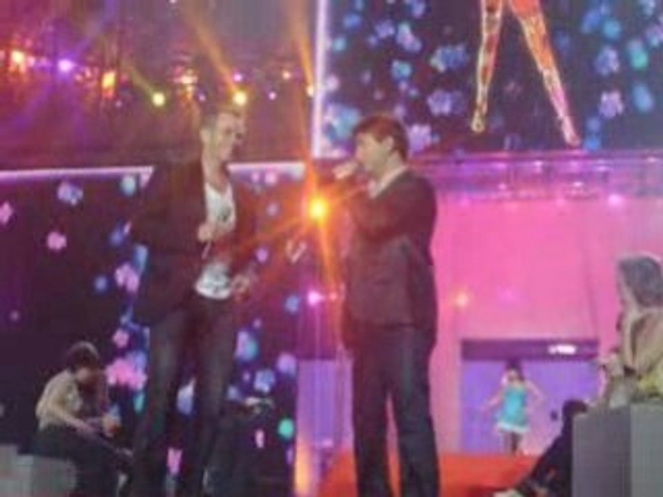 Enfoirés 2009 La Fleur Aux Dents