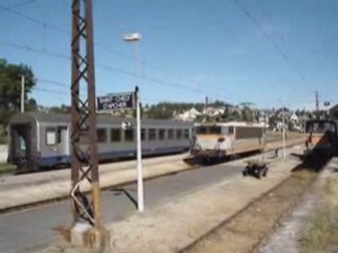 ARRIVEE TER EN GARE DE SAINT-CHELY D'APCHER