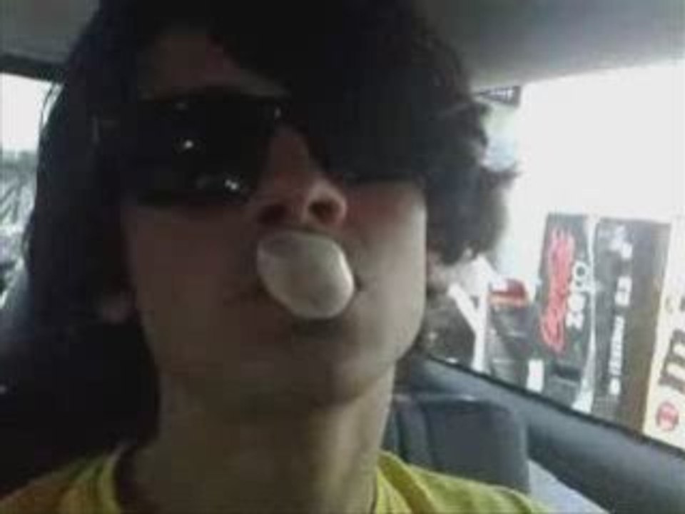 Jonas Brothers Go you got me going crazy+burnin'up