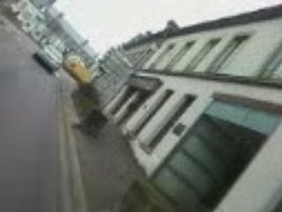 Scoot petit chemin pour aller en cours