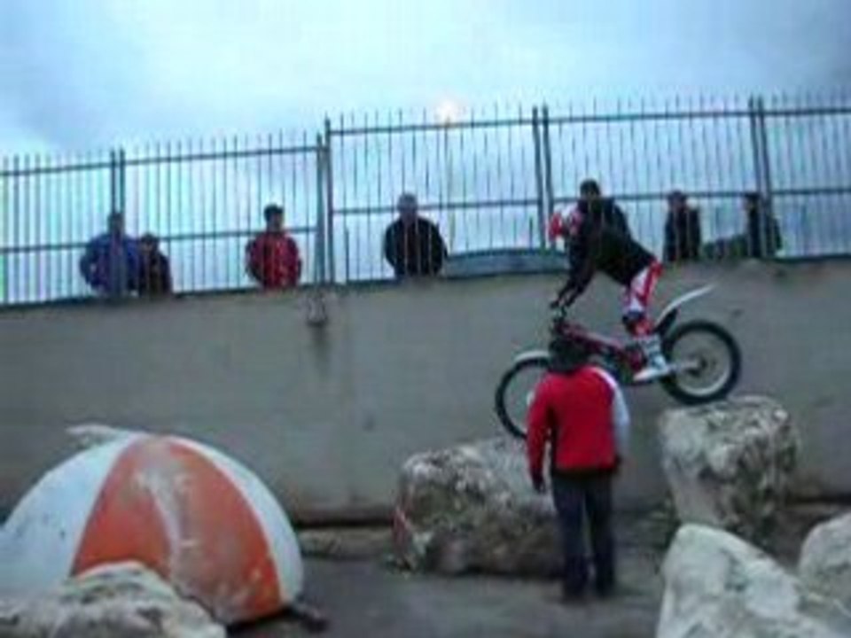 Loris Gubian à l'entrainement de l'indoor de Marseille