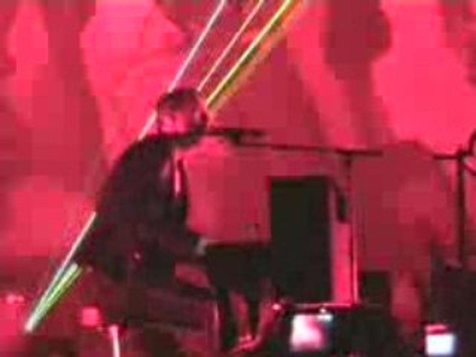 Coldplay - Clocks (Live Madrid)