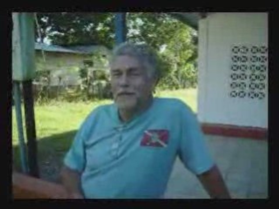 Residents of Beach Community in Costa Rica Share Experiences