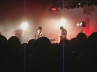 Arctic Monkeys - Dangerous Animals (Live)