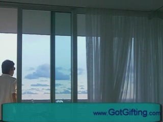 VIDEO Cash Gifting Guru