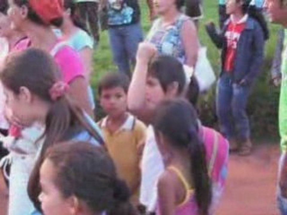 Manifestación contra la intrusión sojera en Mariscal Lopez.