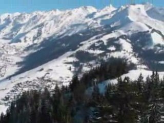 En parapente au-dessus de La Clusaz comme si vous y étiez