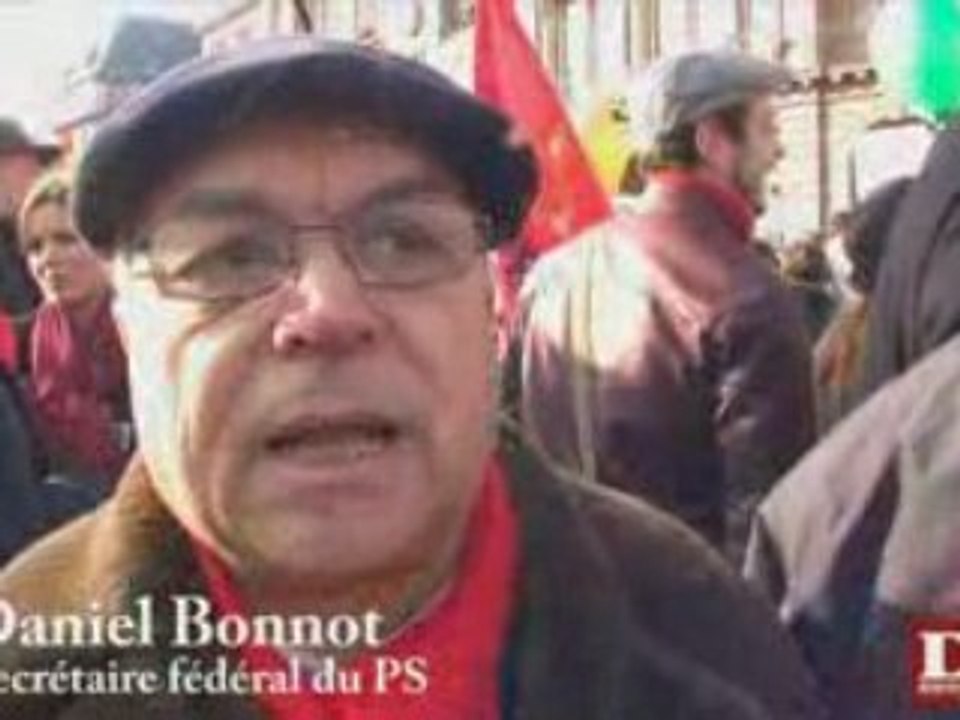 Plus de 10000 manifestants dans les rues de Strasbourg