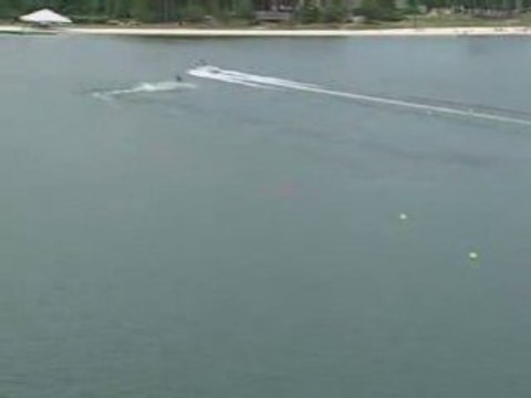 Un record de saut à ski nautique