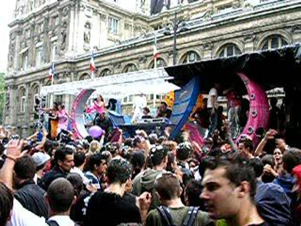 TECHNO PARADE 2005 Paris avec Zantar&Co