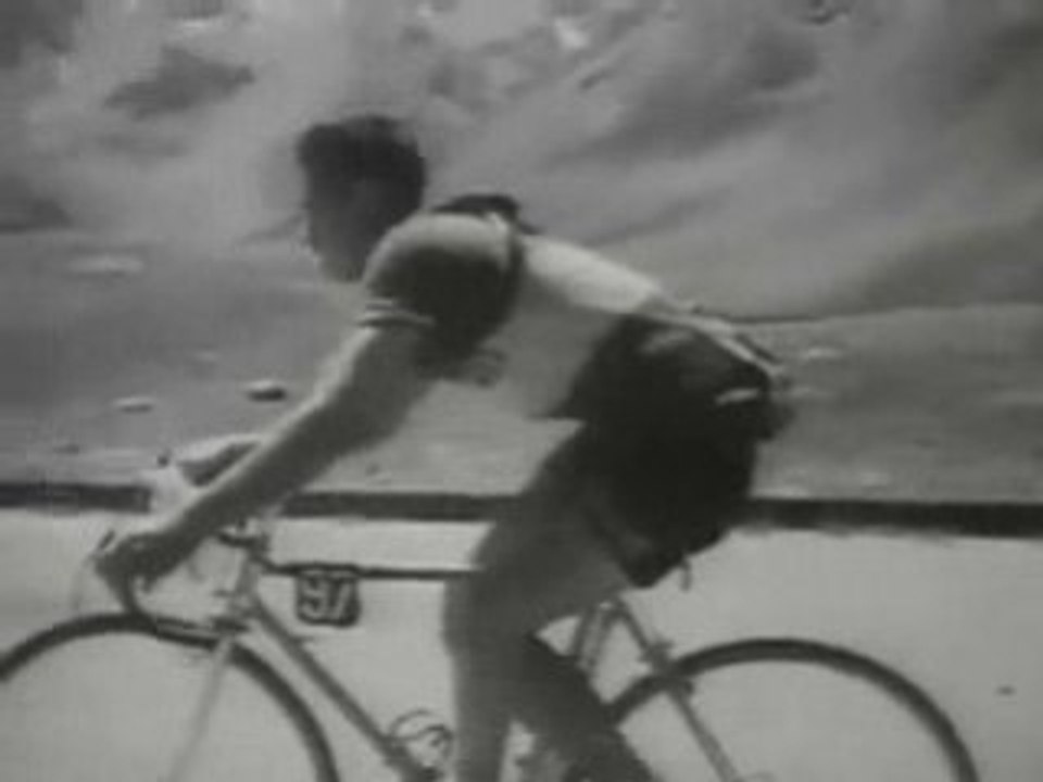 TOUR DE FRANCE CLIP KRAFTWERK RETRO SPORT GIRO VUELTA HITS F