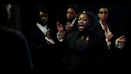 CLIP MELISSA LAVEAUX "Needle in the hay"