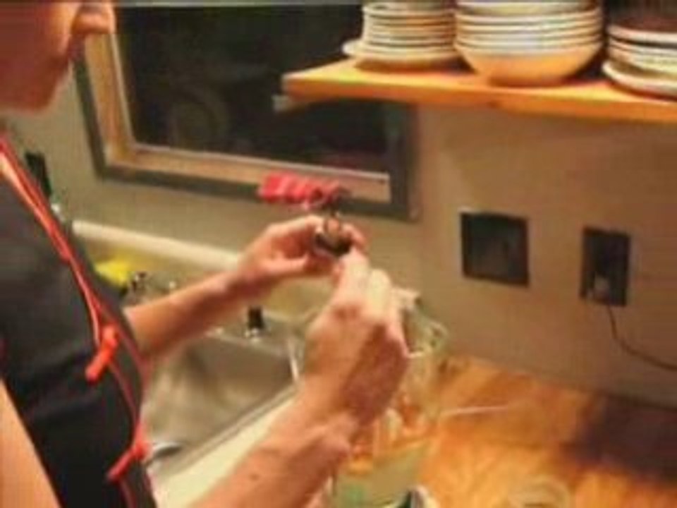 Hella Delicious: 103 - Peanut-Butter Banana Smoothie