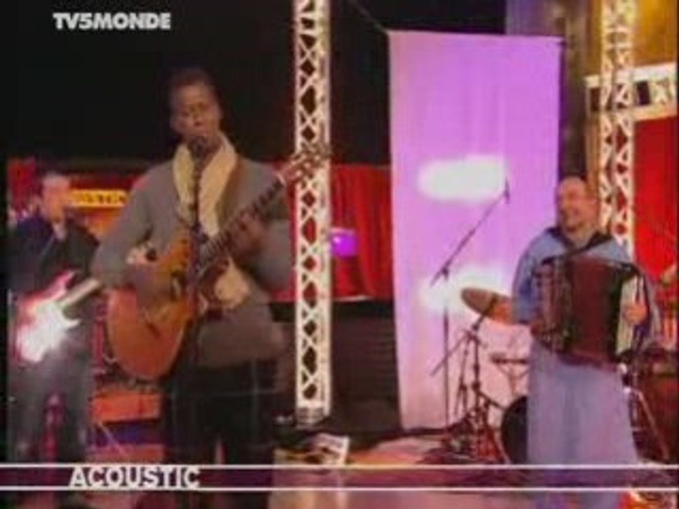 WASIS DIOP TV5 Acoustic Janvier 2009 - Gudi Diop