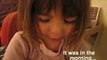 Adorable Petite Fille qui raconte une Histoire de Fées kids