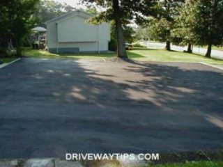 Sealcoating Asphalt Driveways