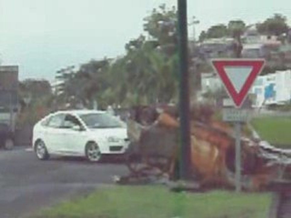 Voitures incendiées LACROIX