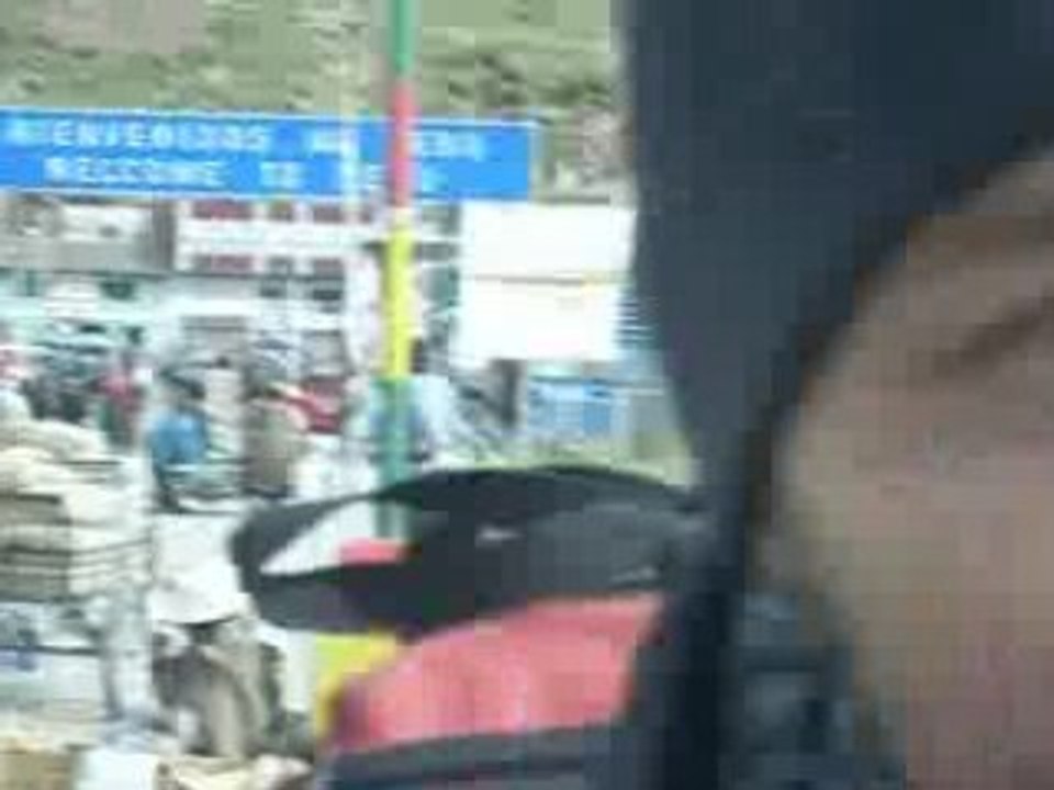 petit passage de frontière Perou-Bolivie