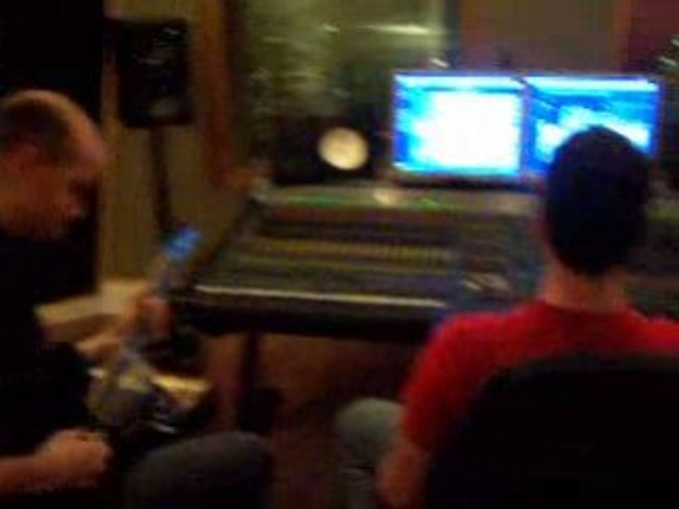 Enregistrement des guitares de IN RECOIL