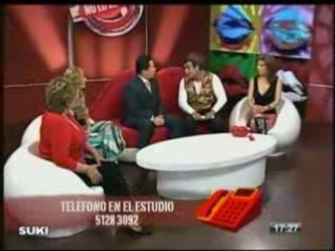 Chismes de Celedonio - Dulce Maria