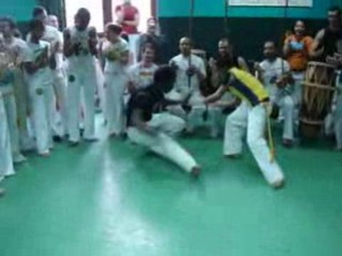 Capoeira Senzala - Dammarie Les Lys.