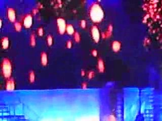 chris brown live bercy run it with you