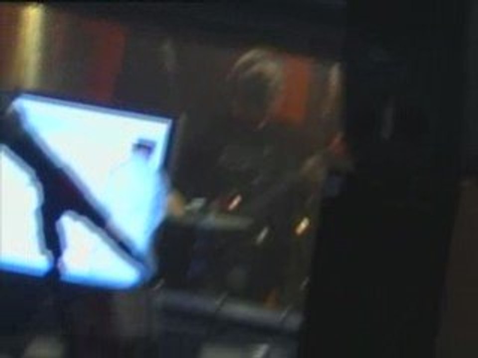 deadEmotion im one louder-studio:salad bowl DIALOG