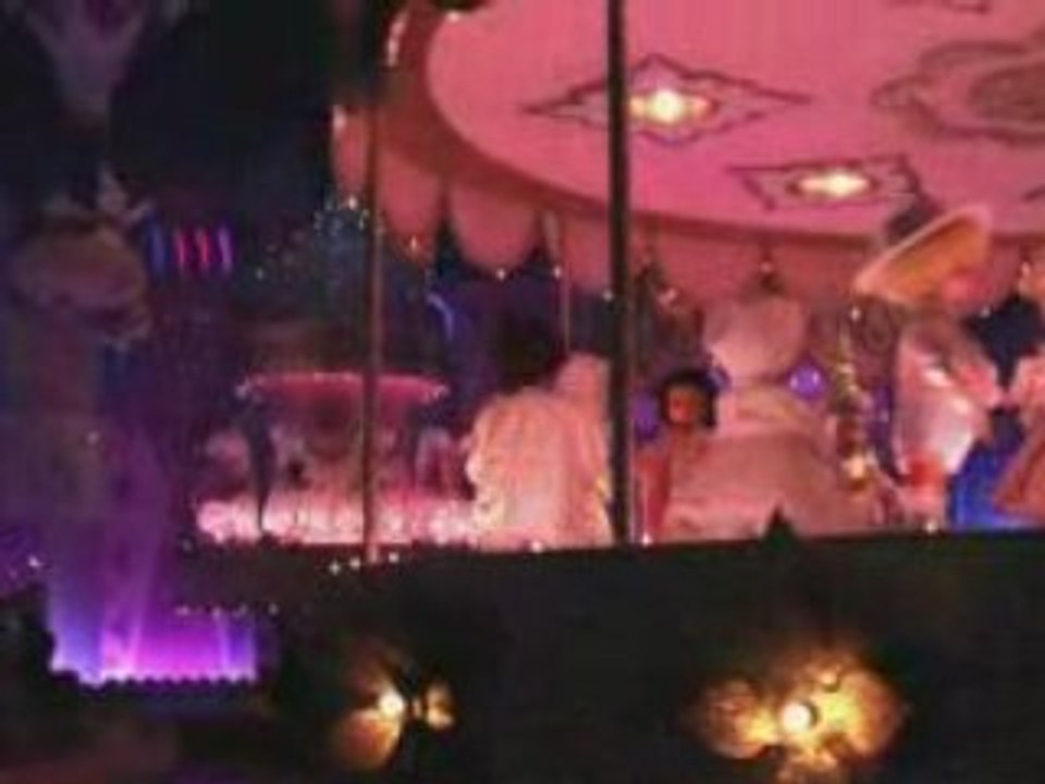 It's A Small World en HD - Disneyland Resort Paris (Onride)