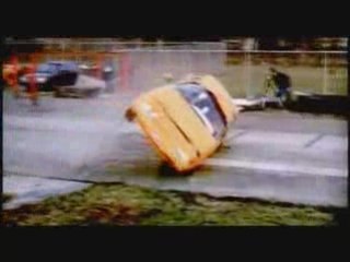 spot pub Volvo XC 60 self-stopping car