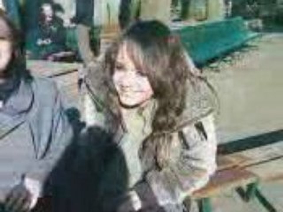 Ca te dit notre pitite présentation :D