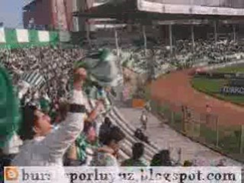 Bursaspor sen cok yasa(bursa - besiktas 08-09sezonu)