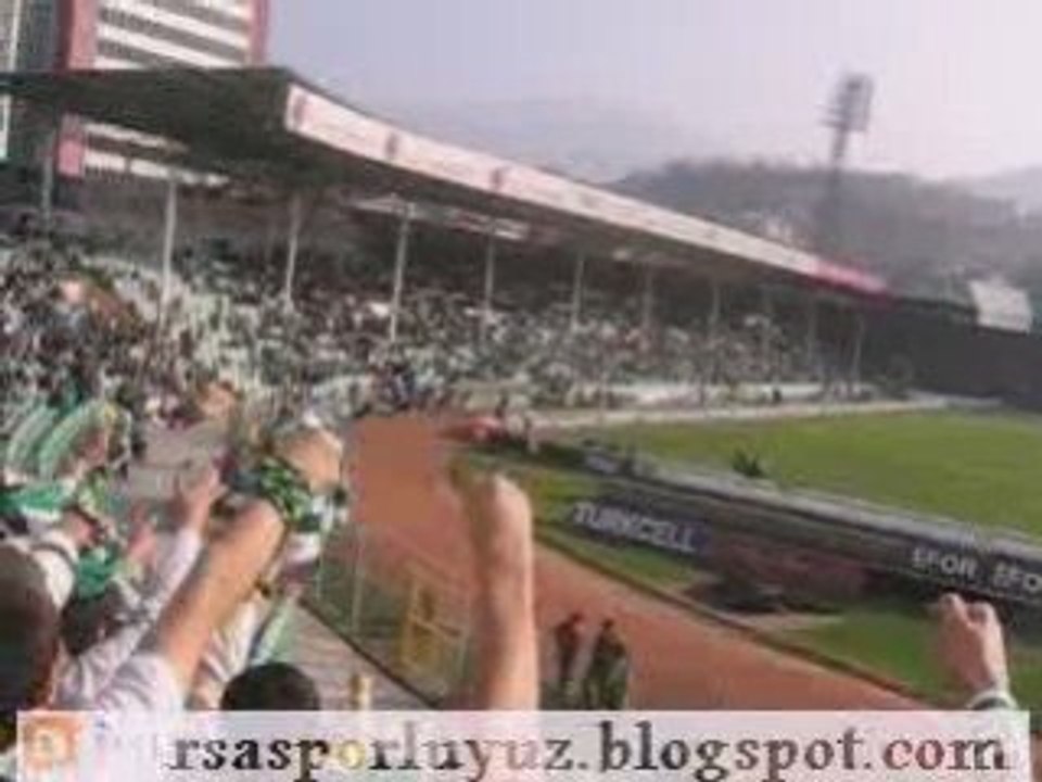 övünmekte cok haklıyız(bursa - besiktas 08-09sezonu)