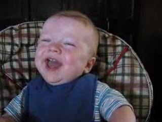 BEBEK COK GUZEL GULUYOR-1