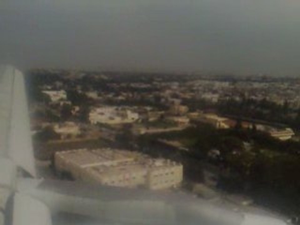 ATTERISSAGE TUNIS CARTHAGE 03 NOV 2008