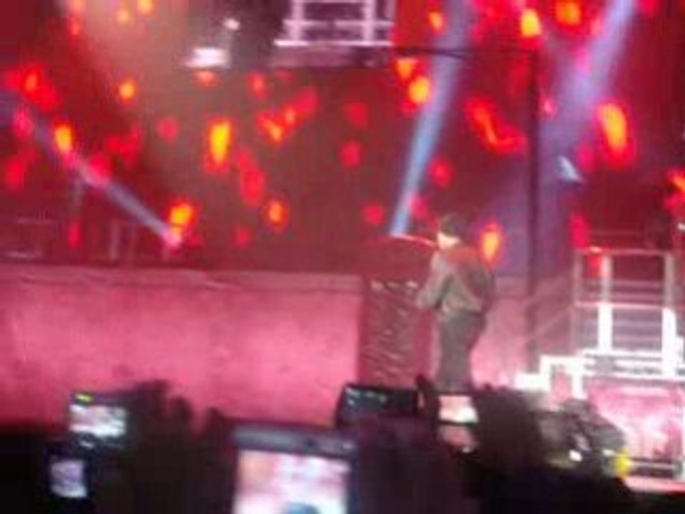 Chris Brown - Run It/With U' (Amnéville 27.01.09)