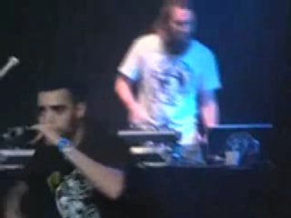 SCRED CONNEXION - AU MILIEUX DE JALOUX www.spacehiphop.com