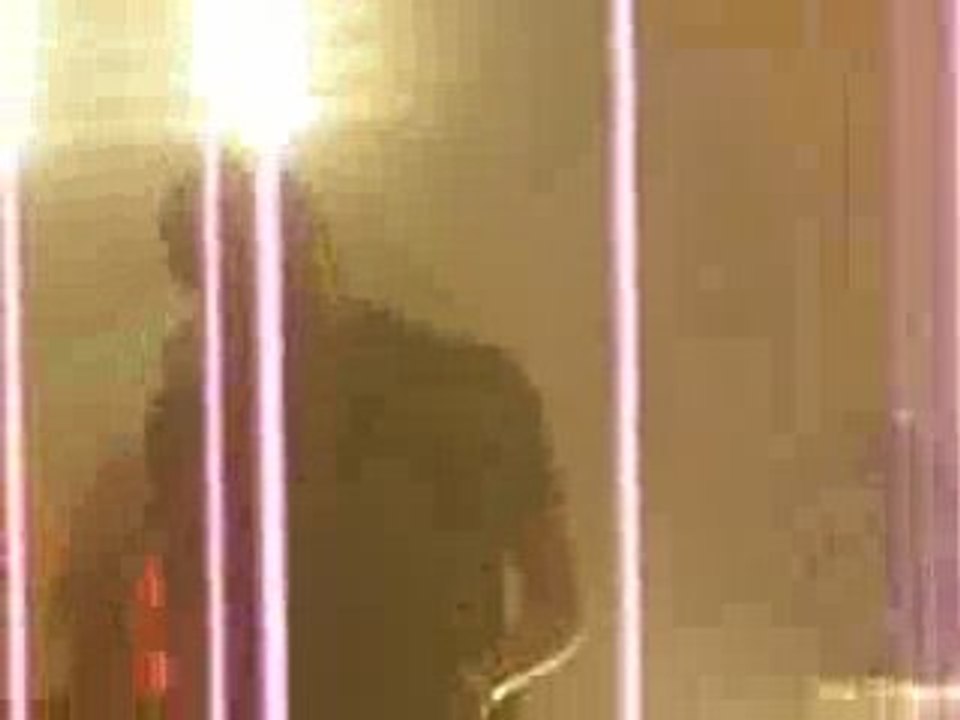 Kaiser Chiefs - I predict a riot