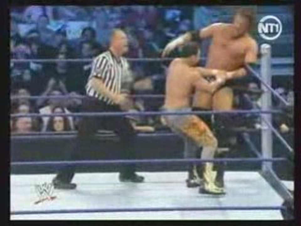 Catch triple h vs the miz & chavo