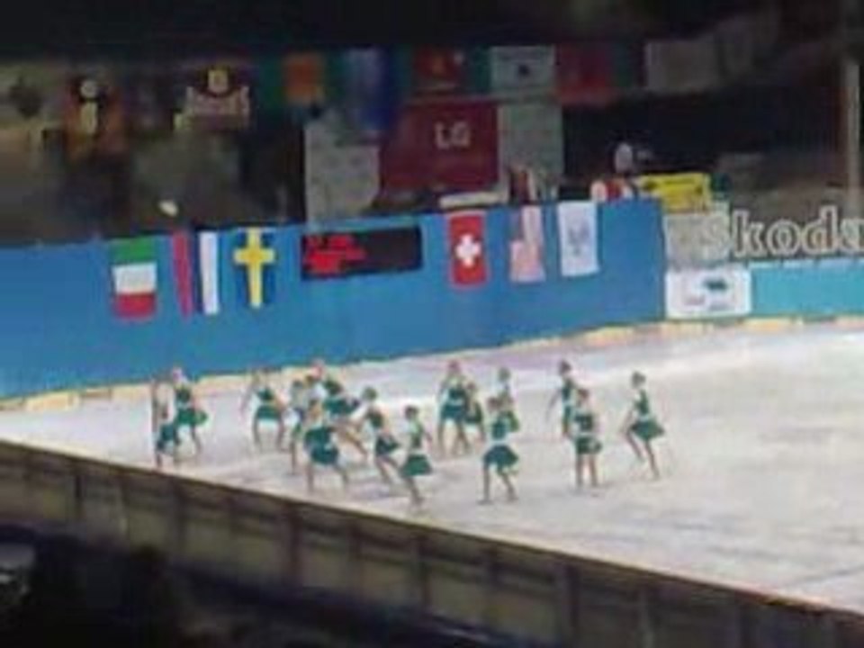 Praga 2009, esibizione Allieve Ladybirds Agorà Milano