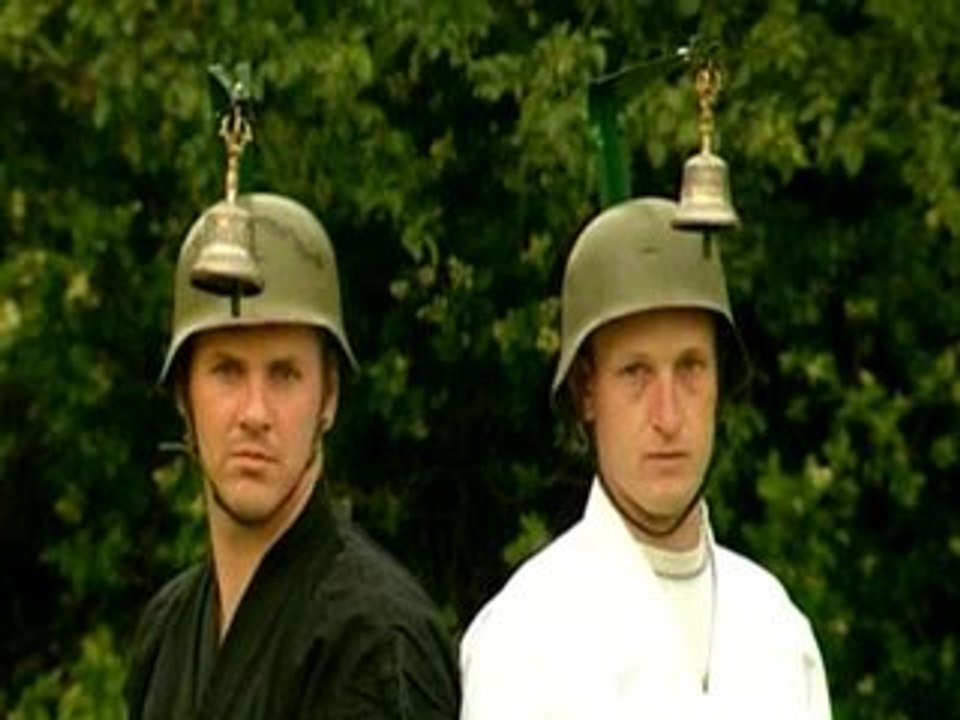 BANZAI - The Fantastic Frisbee Ding Dong Duel