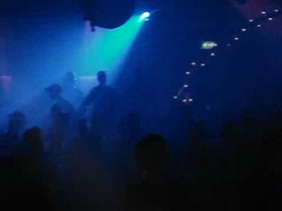 Pokke Kerst Herrie 25.12.09 Angerfist 03