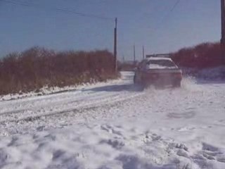 R25 GTS sur la neige