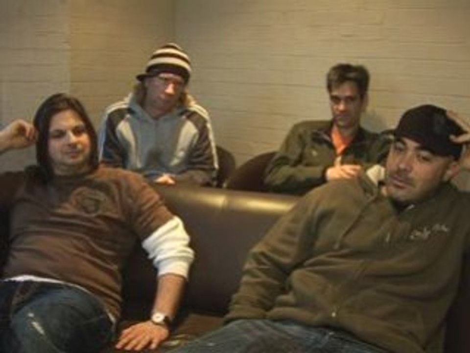 Staind listen to Miley Cyrus and Hannah Montana