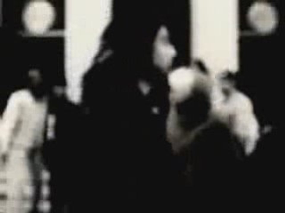 Youssou NDour ft. Nenneh Cherry - 7 Seconds