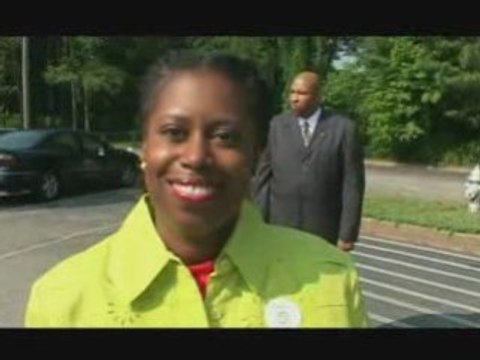 Suspicion sur les machines à voter électroniques (2)