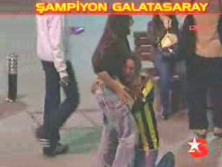 Galatasaray'ın 2005-2006 Şampiyonluğu ve  cadde yansımaları