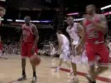 NBA Tracy McGrady finishes with authority against the Bulls