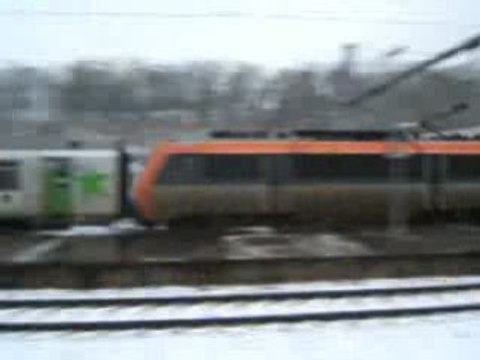 Le 3311 en gare d'Evreux