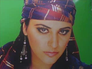ZARA - Ah şu eller