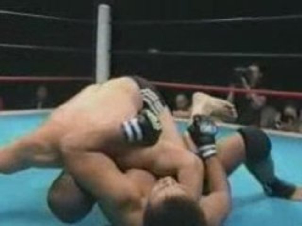 Fedor Emelianenko vs Ryushi Yanagisawa - Part 1